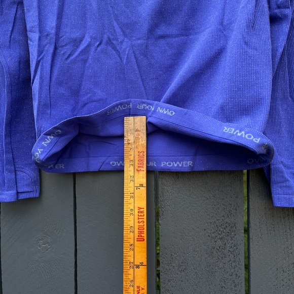 Sparkly deep purple athletic stretchy seamless "Own Your Power" VGUC w/thumbhole - Picture 9 of 11